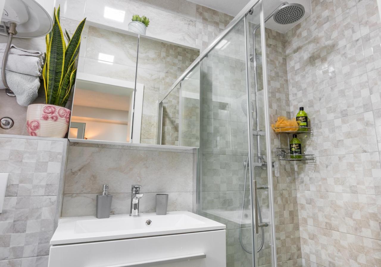 Apartman Ivan Makarska Buitenkant foto